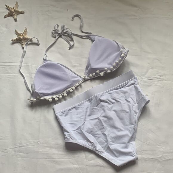 ☀️ White Pom Pom Triangle Halter Bikini Top☀️ - Picture 10 of 11
